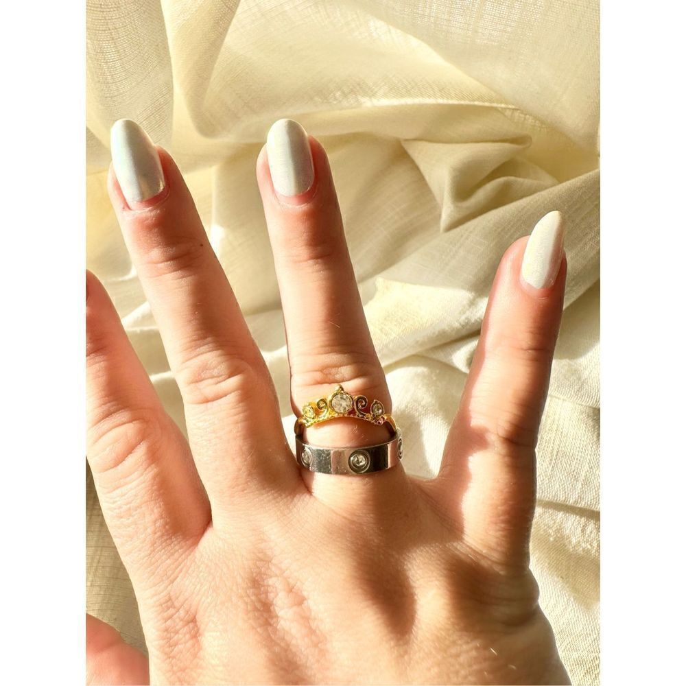 Gold stackable tiara ring size 8 - Picture 3 of 3